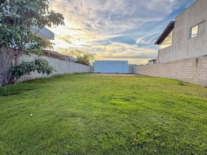Terreno em Boulevard Lagoa, Serra