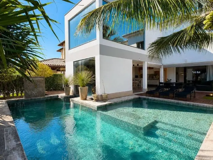 Casa em Boulevard Lagoa, Serra
