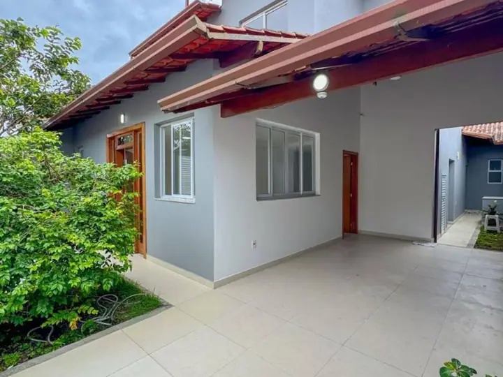 Casa em Colina de Laranjeiras, Serra