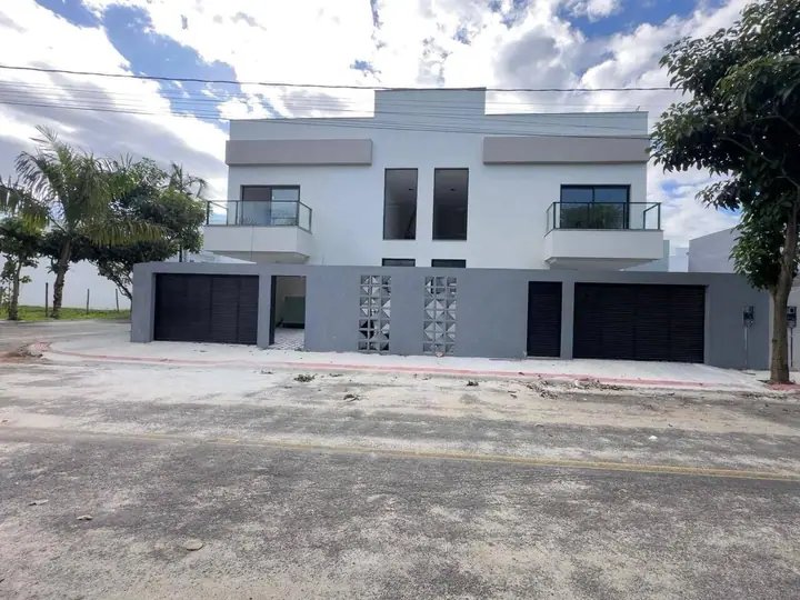 Casa em Manguinhos, Serra