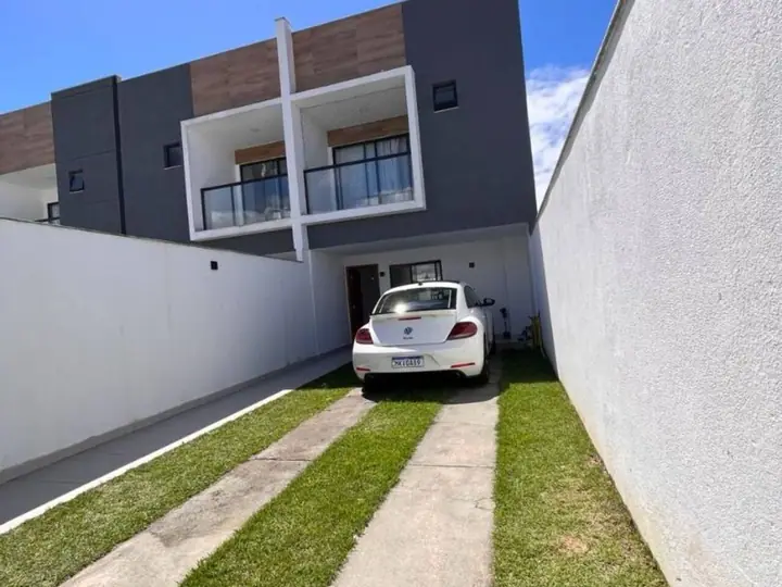 Casa em Morada de Laranjeiras, Serra