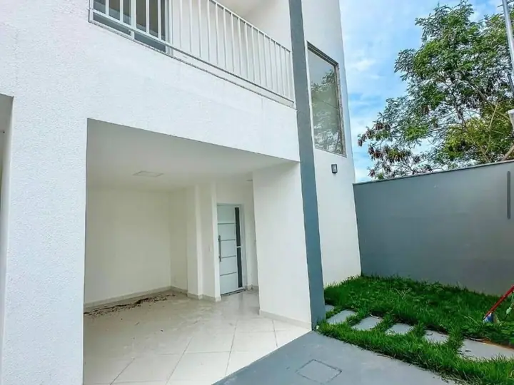 Casa em Morada de Laranjeiras, Serra