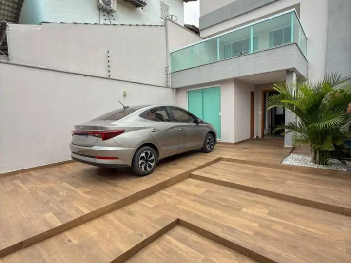 Casa em Morada de Laranjeiras, Serra