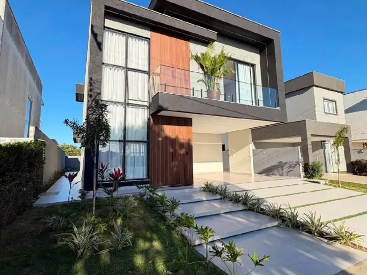 Casa em Boulevard Lagoa, Serra